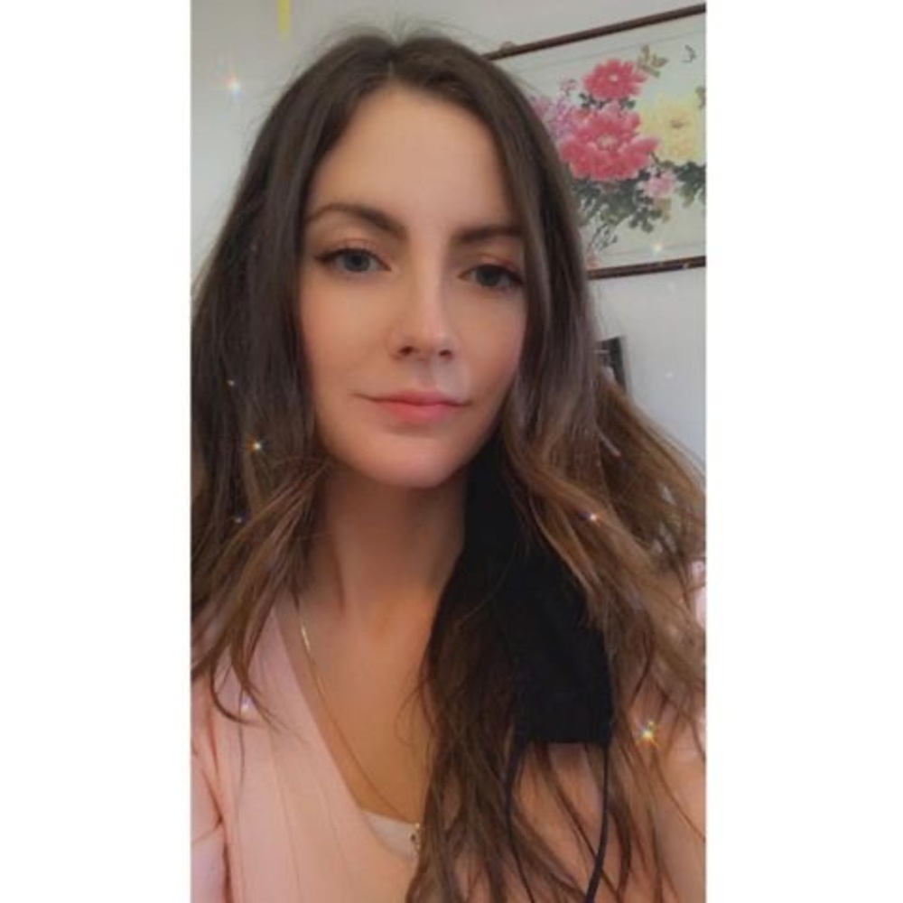 Meet your Posher, Angela